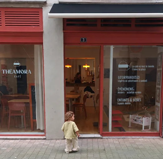 Théamora Café